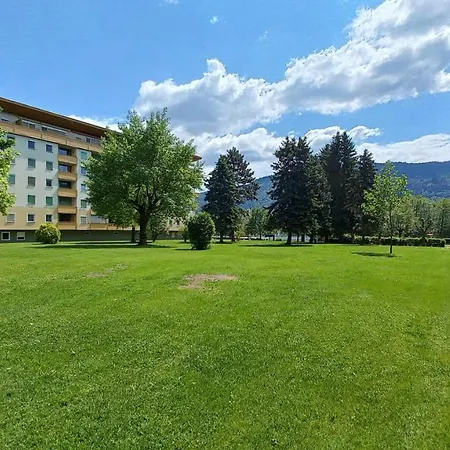 Regine Haus Kmb Seeblick Am Ossiachersee Mit Direktem Seezugang, Hallenbad Боденсдорф