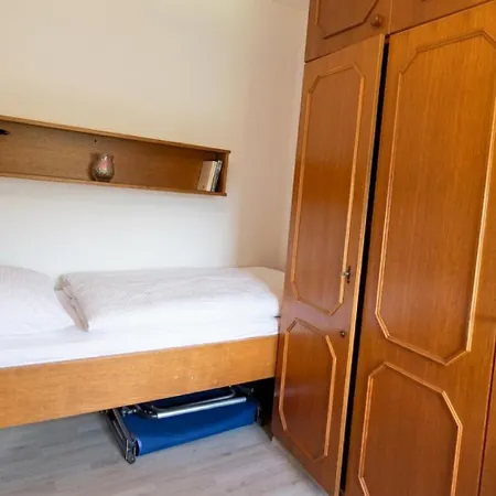 Regine Haus Kmb Seeblick Am Ossiachersee, Hallenbad, Skiarena Gerlitzen *