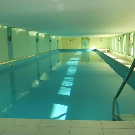 Regine Haus Kmb Seeblick Am Ossiachersee, Hallenbad, Skiarena Gerlitzen Appartamento