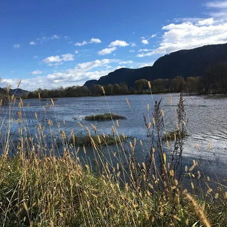 Regine Haus Kmb Seeblick Am Ossiachersee Mit Direktem Seezugang, Hallenbad Apartman