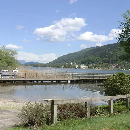 Apartman Regine Haus Kmb Seeblick Am Ossiachersee Mit Direktem Seezugang, Hallenbad