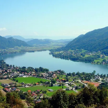Regine Haus Kmb Seeblick Am Ossiachersee, Hallenbad, Skiarena Gerlitzen