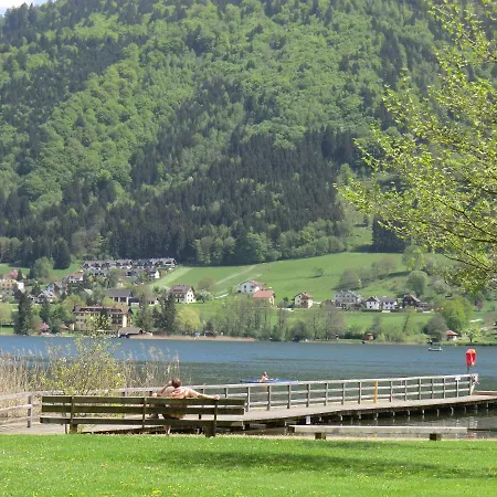 Regine Haus Kmb Seeblick Am Ossiachersee Mit Direktem Seezugang, Hallenbad Bodensdorf