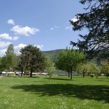 Regine Haus Kmb Seeblick Am Ossiachersee Mit Direktem Seezugang, Hallenbad Bodensdorf