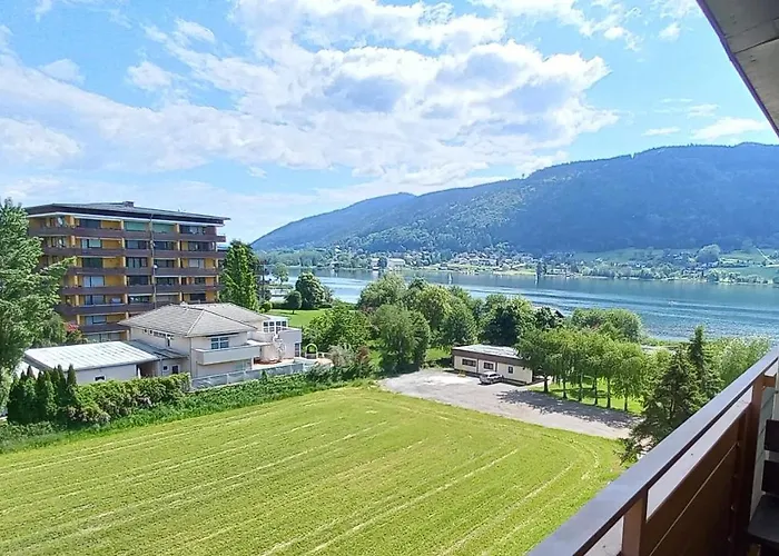 Regine Haus Kmb Seeblick Am Ossiachersee, Hallenbad, Skiarena Gerlitzen 博登斯多夫