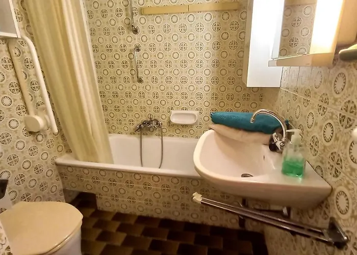 Regine Haus Kmb Seeblick Am Ossiachersee, Hallenbad, Skiarena Gerlitzen