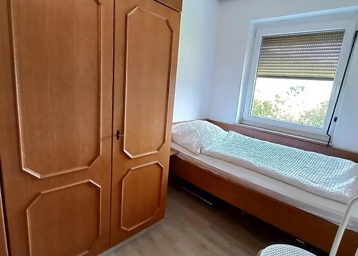 Regine Haus Kmb Seeblick Am Ossiachersee, Hallenbad, Skiarena Gerlitzen *