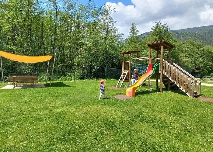 公寓 Regine Haus Kmb Seeblick Am Ossiachersee, Hallenbad, Skiarena Gerlitzen 博登斯多夫