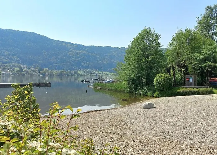 Regine Haus Kmb Seeblick Am Ossiachersee, Hallenbad, Skiarena Gerlitzen * Bodensdorf
