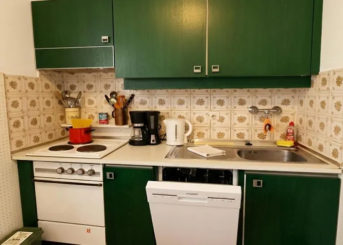 Regine Haus Kmb Seeblick Am Ossiachersee, Hallenbad, Skiarena Gerlitzen Bodensdorf