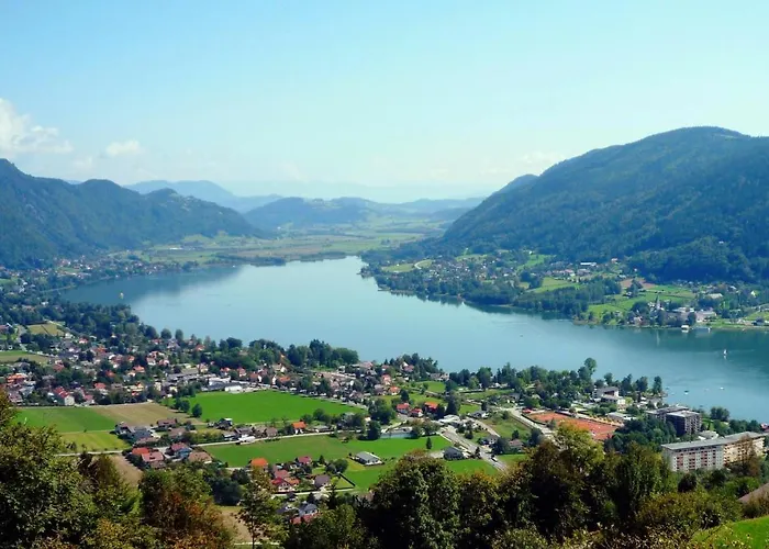 Regine Haus Kmb Seeblick Am Ossiachersee, Hallenbad, Skiarena Gerlitzen